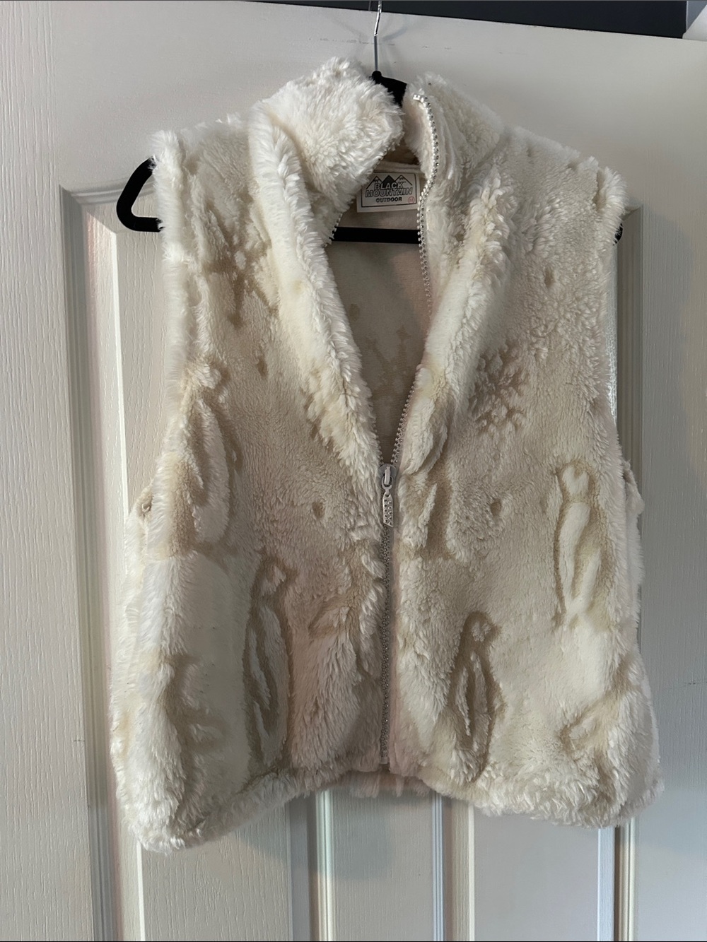 Vintage-Inspired Cream Faux Fur Vest - Unbranded